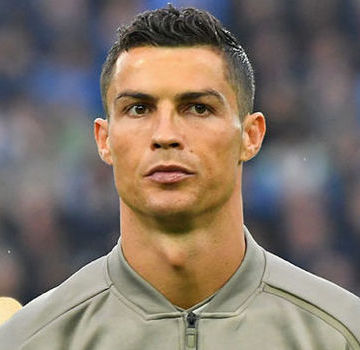 soccer player cristiano ronaldo
